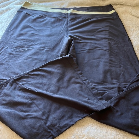 Energy Zone Pants & Jumpsuits Used Yoga Pants Poshmark